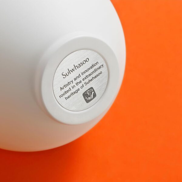 Sulwhasoo Ultimate S Cream: Hydrates, Visibly Firm, Anti-aging