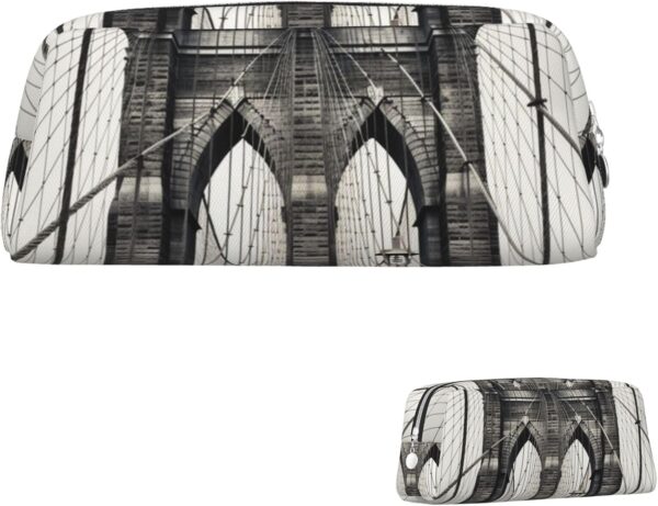 Brooklyn Bridge Makeup Bag for Women Men Pencil Pouch Travel Small Cosmetic Bag Zippered Toiletry Bags Aesthetic Pen Bags Trendy Storage Bags Leather Coin Pouch Purse