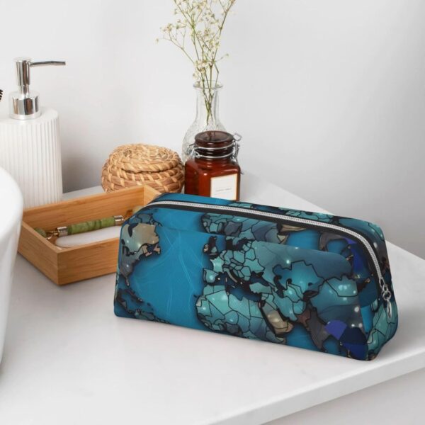 Map Makeup Bag for Women Men Pencil Pouch Travel Small Cosmetic Bag Zippered Toiletry Bags Aesthetic Pen Bags Trendy Storage Bags Leather Coin Pouch Purse