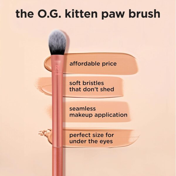 Real Techniques Brightening Concealer Makeup Brush, Viral Kitten Paw Brush Conceals Under Eyes, & Imperfections, Cover Dark Circles, For Brightener & Concealer, RT 242 Brush, Cruelty-Free, 1 Count