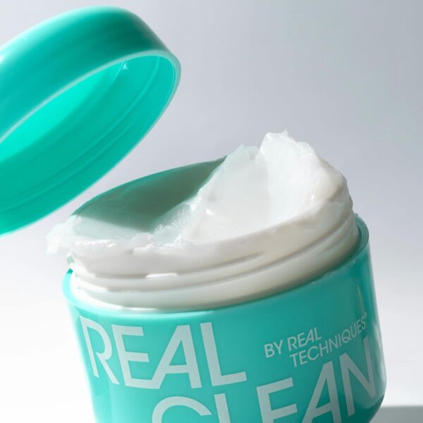 Real Techniques Real Clean Face Erase Makeup Removing Balm, Hydrating Makeup Cleansing Balm, Remove Stubborn Makeup, Hyaluronic Acid Moisturizes & Vitamin A Helps Exfoliate, 2 fl. oz Jar