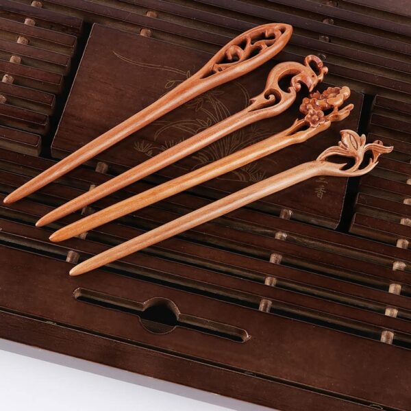 Handmade Peach Wood Carving Hairpin Hair Accessories Retro Styling Hair Tool Girl Gift(C)