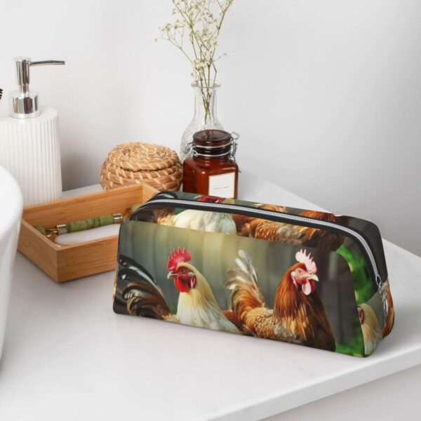 Farm Rustic Chickens Makeup Bag for Women Men Pencil Pouch Travel Small Cosmetic Bag Zippered Toiletry Bags Aesthetic Pen Bags Trendy Storage Bags Leather Coin Pouch Purse