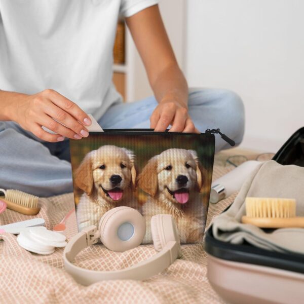 Golden Retriever Dogs Puppies Pets Makeup Bag For Women, Waterproof Linen Travel Cosmetic Organizer Lightweight Zipper Travel Toiletry Bag Organizer Makeup Brushes Storage Bag