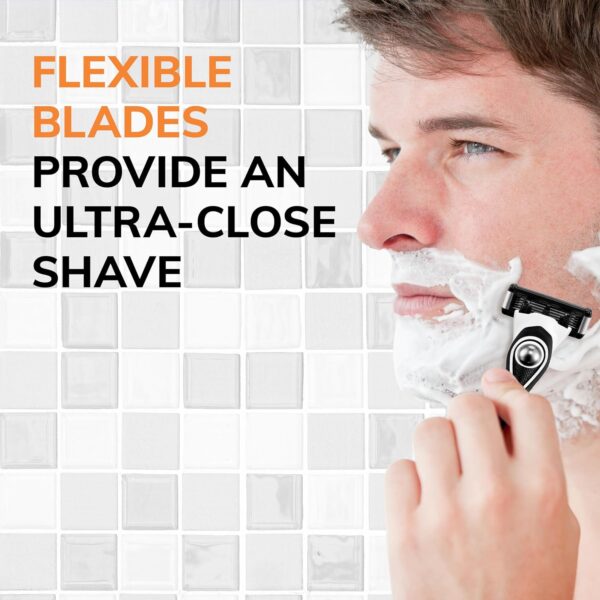 BIC Flex 5 Refillable Men's Razor, Father's Day Gift Set with 5 Blade Razors, 1 Handle and 7 Cartridges for Smooth Shaving