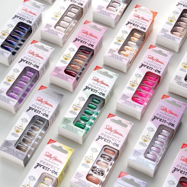 Sally Hansen Salon Effects Perfect Press-On Nails, Out of This Pearl, Press On Nails, Easy to Apply, Nail Glue & Adhesive Tabs Included