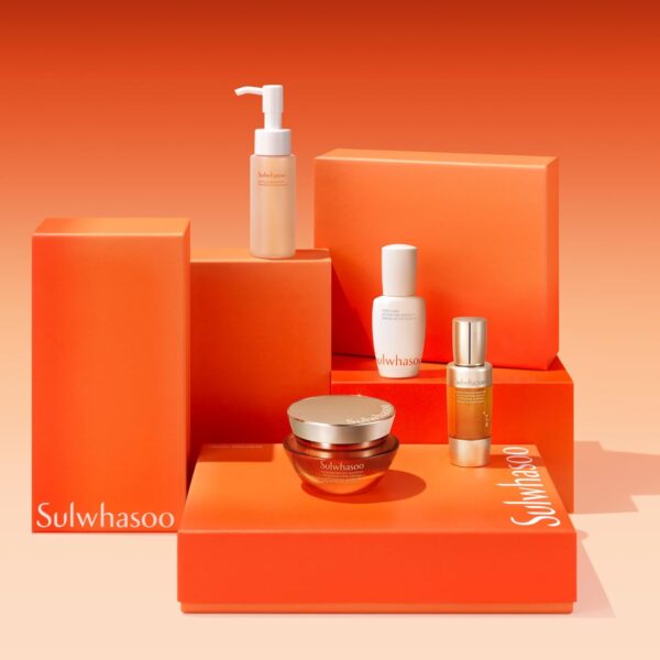 Sulwhasoo Concentrated Ginseng Rejuvenating Cream- Korean Ginseng & Peptide Anti-Aging Moisturizer with Vitamin C Derivative & Squalane for Wrinkles & Deep Hydration