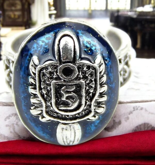 PRINCESS CUTENESS STORE Stefan Salvatore Vampire Crest Daywalking Anti-Sunlight Metal Ring