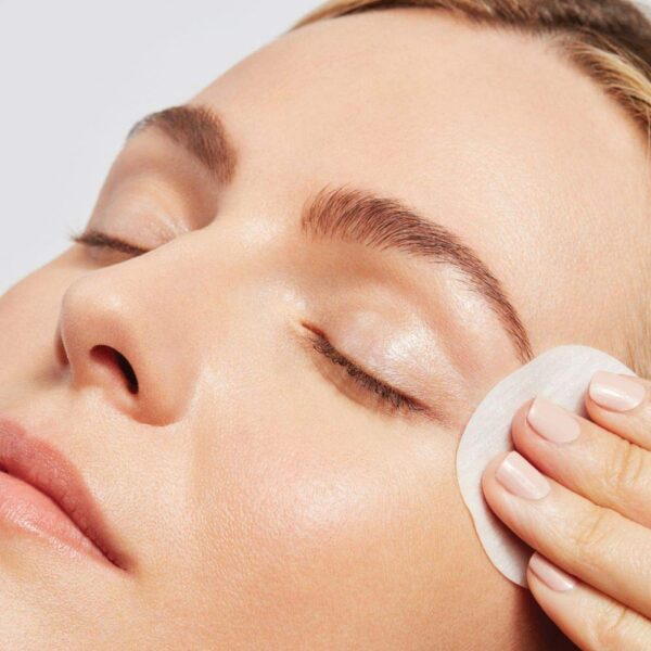 Almay Eye Makeup Remover Pads with Aloe, Oil Free, Hypoallergenic, Fragrance Free, Dermatologist & Ophthalmologist Tested, 8.8 oz, 120 Pads (Pack of 2) Packaging May Vary