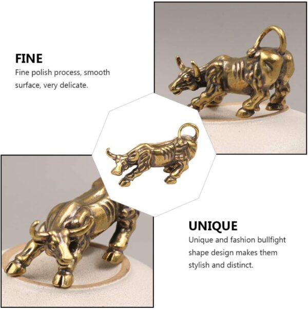2pcs Brass Bull Figurines Ox Keychian Pendant Feng Shui Bull Statue Wealth Cow Cattle Calf Sculptures 2021 Chinese Zodiac Ox Year Figurines Car Dashboard Chinese New Year Decoration