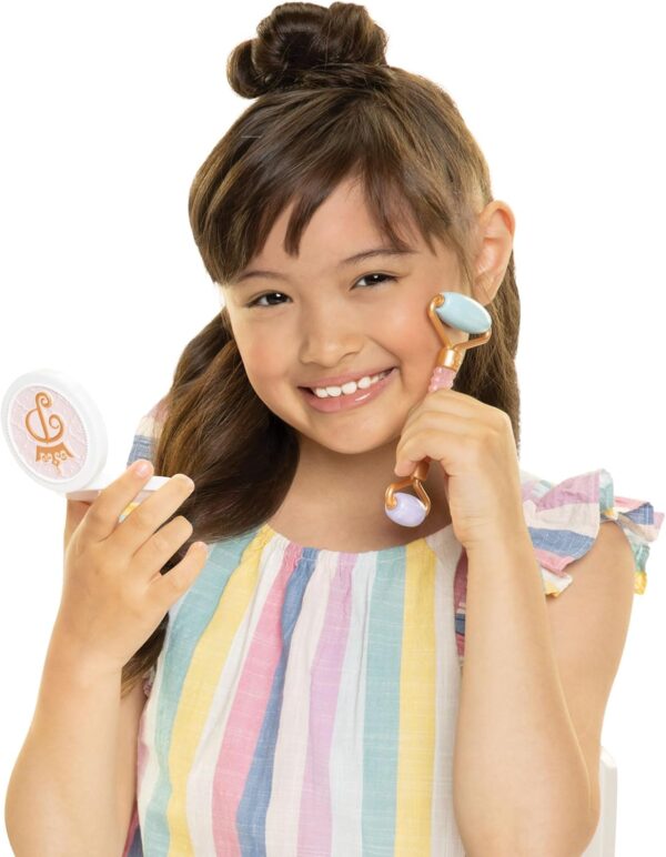 Disney Princess Style Collection Girls Trendy Makeup Tote Bag, Trendy Pretend Play Makeup Tools, Including a Face Roller, Comes with 8 Different Play Tools