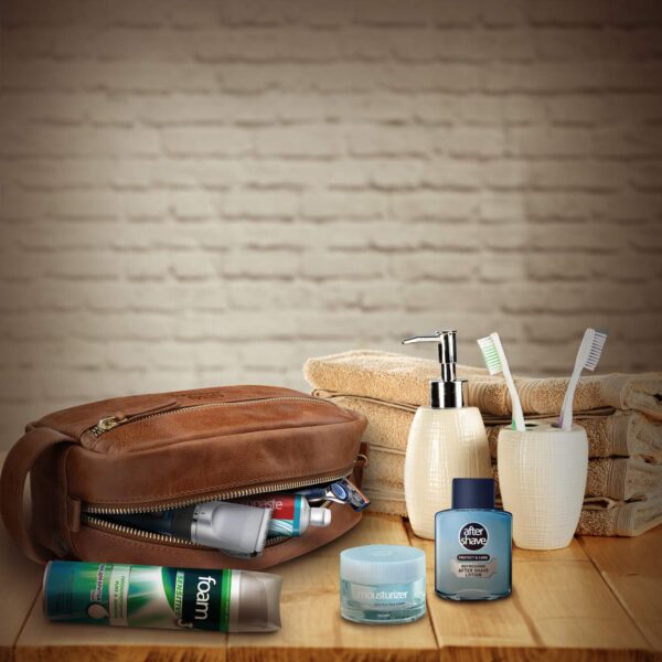 Genuine Leather Travel Toiletry Bag – Makeup, Shaving Organizer, Dopp Kit for Men & Women, Durable & Stylish Travel Accessory