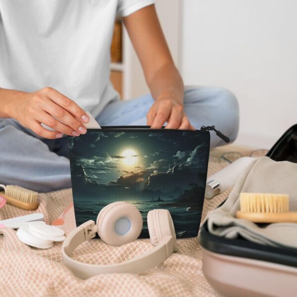 Linen Makeup Bag For Women, Waterproof Travel Cosmetic Organizer Lightweight Zipper Travel Toiletry Bag Organizer Sea Moon Makeup Brushes Storage Bag