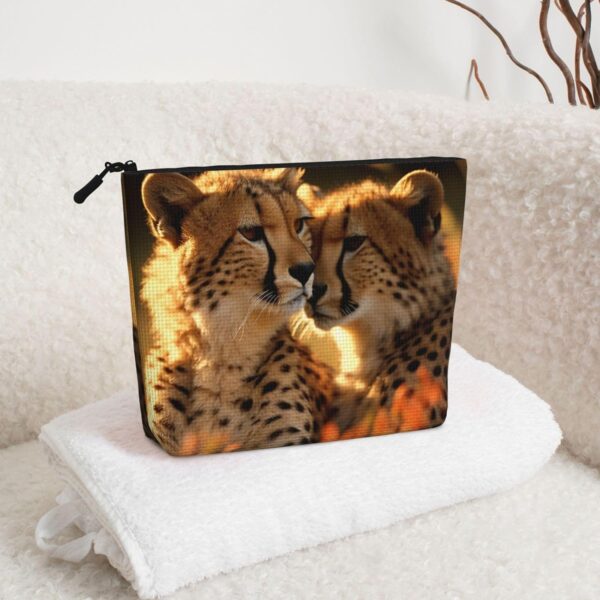 Linen Makeup Bag For Women, Waterproof Travel Cosmetic Organizer Lightweight Zipper Travel Toiletry Bag Organizer Cheetah Love Makeup Brushes Storage Bag