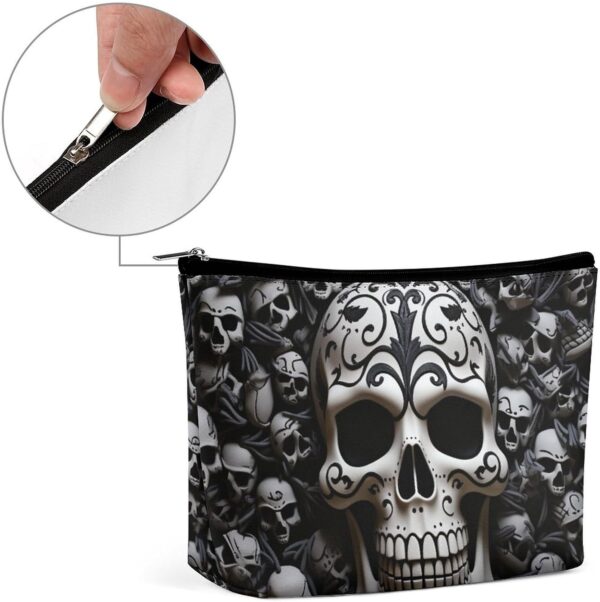 Toiletry Bag for Women Black And White Skulls Cosmetic Bag Portable Capacity Travel Makeup Bags with Zipper Lightweight Cute Beauty Makeup Organizer for Traveling, Accessories, Essentials