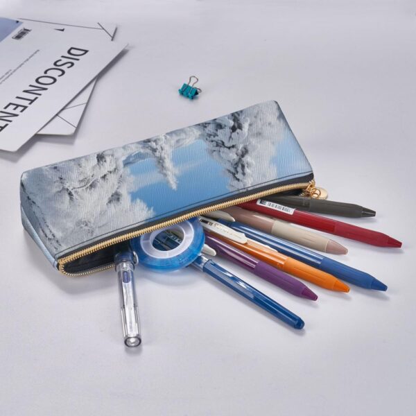 Snow-covered winter trees Makeup Bag Leather Pencil Case for Work Office Zippered Pen Pouch Aesthetic Pencil Storage Bag Portable Coin Pouch Purse for Travel