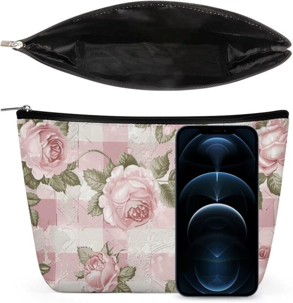 Toiletry Bag for Women Peach Retro Pattern Cosmetic Bag Portable Capacity Travel Makeup Bags with Zipper Lightweight Cute Beauty Makeup Organizer for Traveling, Accessories, Essentials