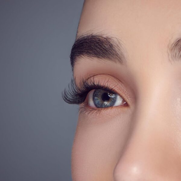 KISS imPRESS Falsies Self Adhesive Eyelashes, Press On Lashes, 12mm-14mm Natural Volume Lashes, Black, No Glue Needed, Invisible Band, 36 Lash Clusters & Non-Stick Applicator - Natural