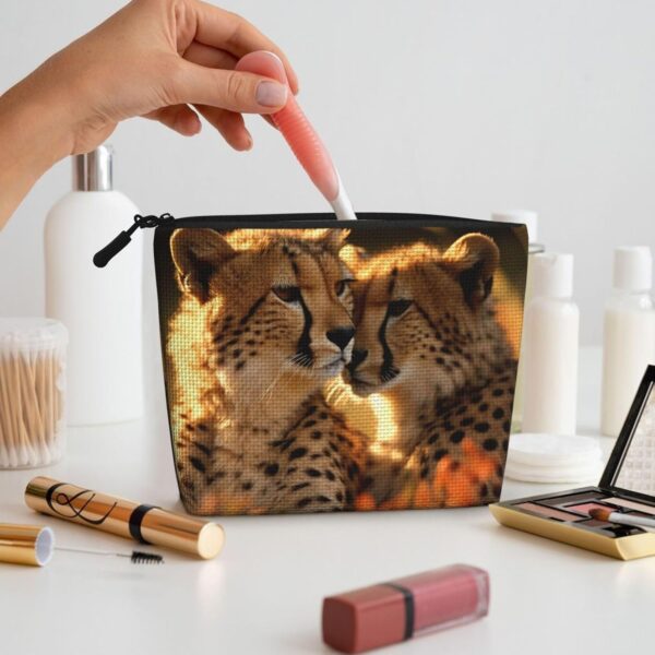 Linen Makeup Bag For Women, Waterproof Travel Cosmetic Organizer Lightweight Zipper Travel Toiletry Bag Organizer Cheetah Love Makeup Brushes Storage Bag