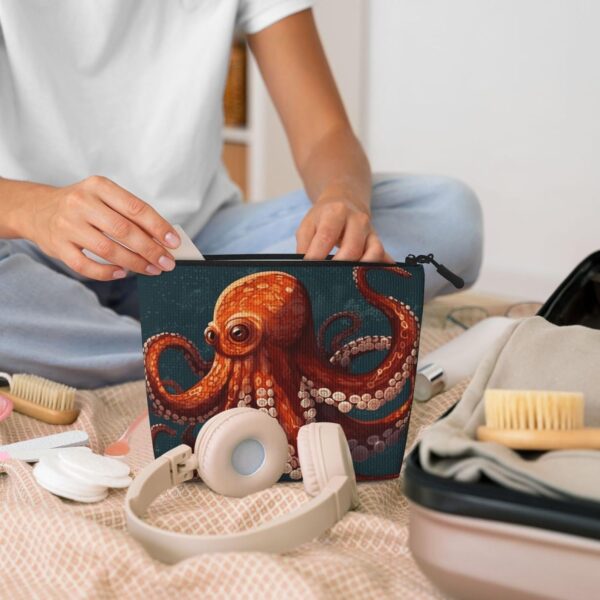 Linen Makeup Bag For Women, Waterproof Travel Cosmetic Organizer Lightweight Zipper Travel Toiletry Bag Organizer Animal Octopus Makeup Brushes Storage Bag