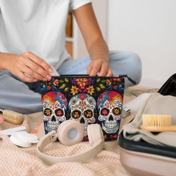 Linen Makeup Bag For Women, Waterproof Travel Cosmetic Organizer Lightweight Zipper Travel Toiletry Bag Organizer Colorful Flower Skulls Makeup Brushes Storage Bag