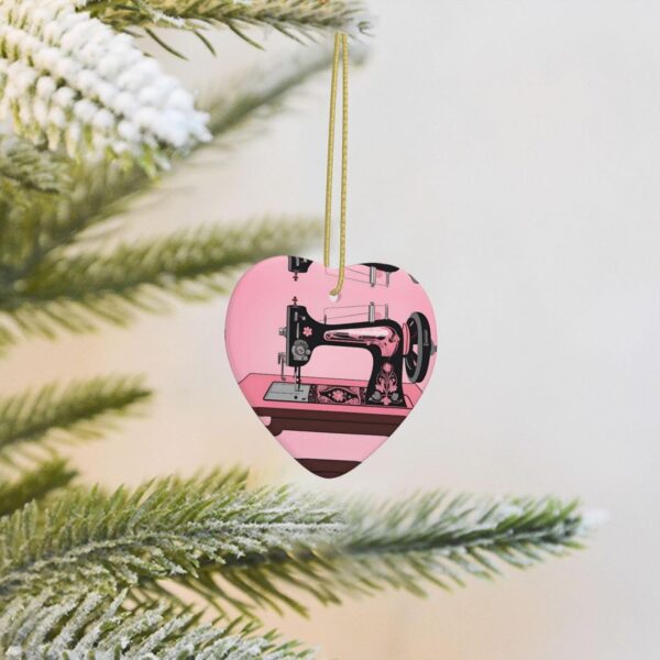 Christmas Ceramic Heart Pendant Decoration for Tree Hanging in Festive Season Vintage Pink Sewing Machine Prints