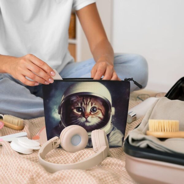 Linen Makeup Bag For Women, Waterproof Travel Cosmetic Organizer Lightweight Zipper Travel Toiletry Bag Organizer Animal Cat Astronaut Makeup Brushes Storage Bag