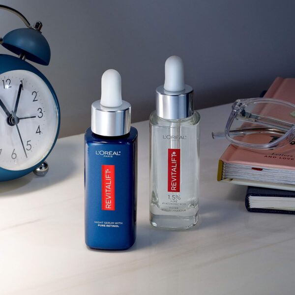 819eJDIZqlL._SL1500_.jpg L'Oreal Paris Revitalift 0.3% Pure Retinol Night Serum, Reduce Deep Wrinkles, Fragrance Free 1 oz + Moisturizer Sample