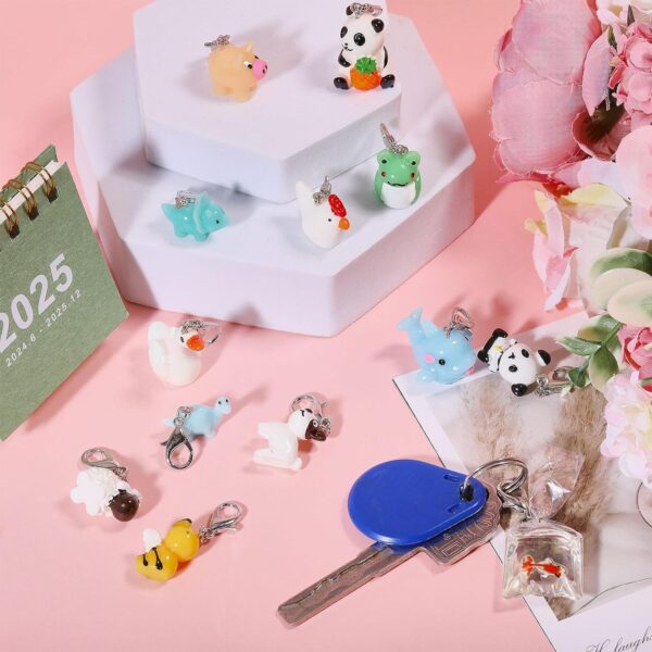 CHGCRAFT 20pcs 20 Styles Lovely Animal Badge Holder Charms Animal Badge Animal Resin Nurse's Badge Pendant Decorations with Zinc Alloy Lobster Claw Clasps, Mixed Color, 1.6inch