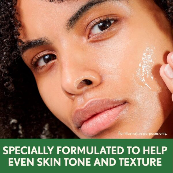 Aveeno Positively Radiant Makeup Remover Wipes, Gentle Individual Face Wipes with Moisture-rich Soy Extract to help leave your skin looking bright, Hypoallergenic Formula, Non-Comedogenic (Pack of 25)