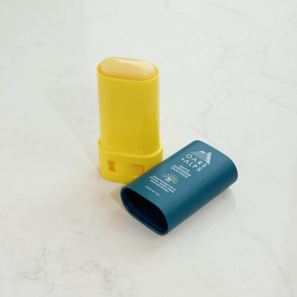 Oars + Alps Matte Face Sunscreen Stick, SPF 50 Travel Sunscreen Roll On for Face & Body, Fragrance Free, Water & Sweat Resistant Sunblock, All Skin Types, Dermatologist Tested, Moisturizing