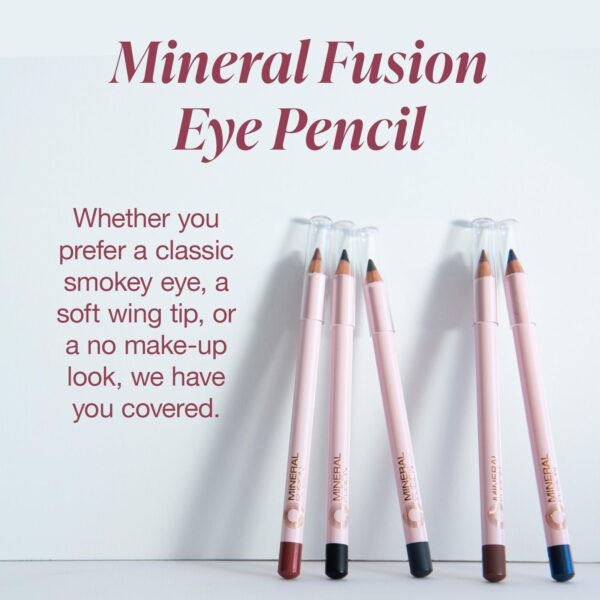 Mineral Fusion Eye Pencil, Black Eyeliner with Soothing Chamomile, Meadowfoam & Vitamin E, Velvety Smooth, Hypoallergenic Eye Makeup to Line & Define, Long-Lasting Eyeliner Pencil, Coal, 0.04 Oz