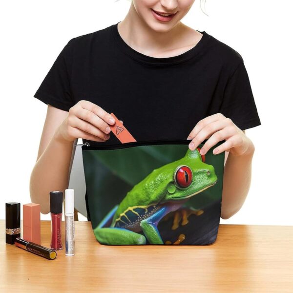 Toiletry Bag for Women Red Eyed Tree Frog Cosmetic Bag Portable Capacity Travel Makeup Bags with Zipper Lightweight Cute Beauty Makeup Organizer for Traveling, Accessories, Essentials