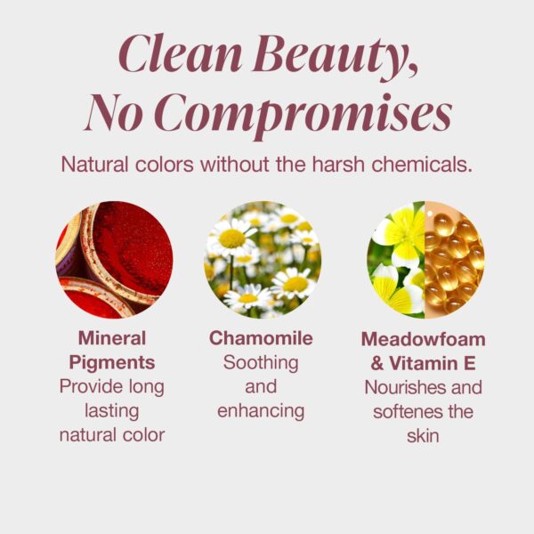 Mineral Fusion Eye Pencil, Black Eyeliner with Soothing Chamomile, Meadowfoam & Vitamin E, Velvety Smooth, Hypoallergenic Eye Makeup to Line & Define, Long-Lasting Eyeliner Pencil, Coal, 0.04 Oz