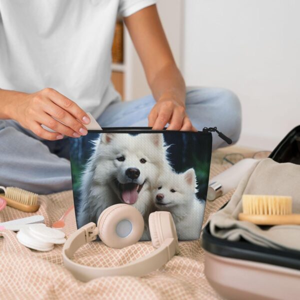 Linen Makeup Bag For Women, Waterproof Travel Cosmetic Organizer Lightweight Zipper Travel Toiletry Bag Organizer White Dog Makeup Brushes Storage Bag