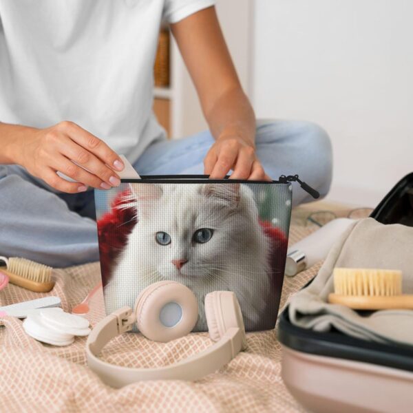Linen Makeup Bag For Women, Waterproof Travel Cosmetic Organizer Lightweight Zipper Travel Toiletry Bag Organizer Cute White Cat Makeup Brushes Storage Bag