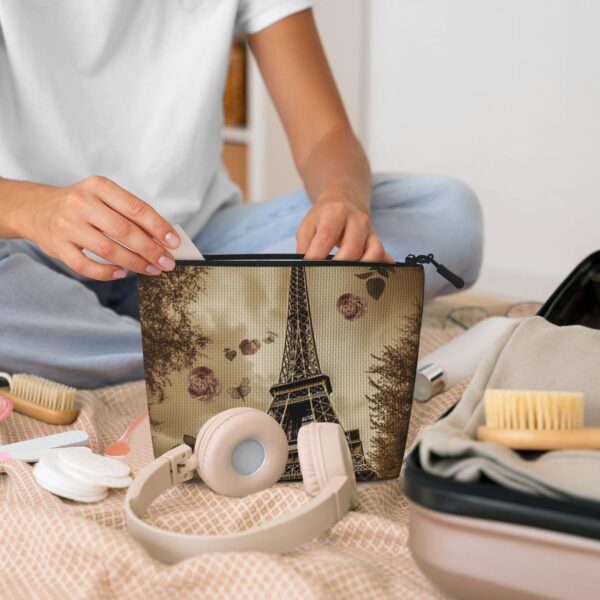Linen Makeup Bag For Women, Waterproof Travel Cosmetic Organizer Lightweight Zipper Travel Toiletry Bag Organizer Paris Eiffel Tower Makeup Brushes Storage Bag