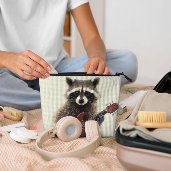 Linen Makeup Bag For Women, Waterproof Travel Cosmetic Organizer Lightweight Zipper Travel Toiletry Bag Organizer Funny Raccoon Makeup Brushes Storage Bag