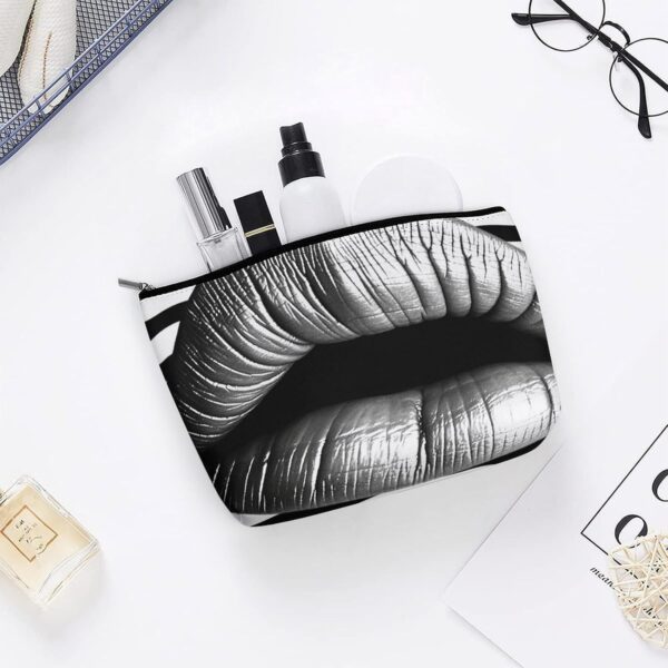 Makeup Bag for Women Cosmetic Bags Lips In Black And White Stripes Travel Toiletry Bag Cute Zipper Make Up Bags Large Capacity Make Up Case Organizer Portable Makeup Pouch for Travelling Gift