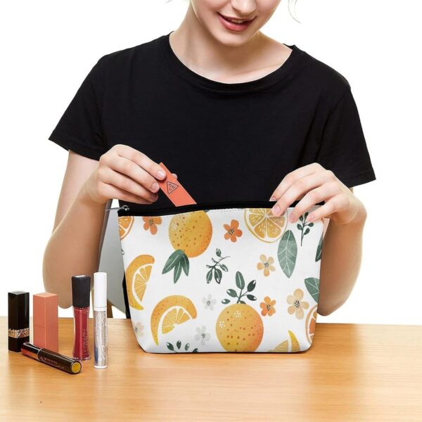 Toiletry Bag for Women Oranges And Lemons Cosmetic Bag Portable Capacity Travel Makeup Bags with Zipper Lightweight Cute Beauty Makeup Organizer for Traveling, Accessories, Essentials