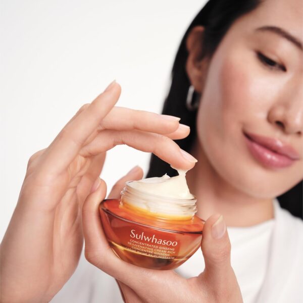 Sulwhasoo Concentrated Ginseng Rejuvenating Cream Rich- Korean Ginseng & Peptide Anti-Aging Rich Moisturizer with Retinol for Wrinkles, Firmness & Nourished Skin, 1.69 fl. oz.