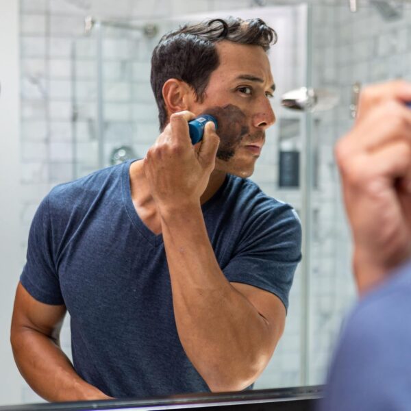 Oars + Alps Men's Skin Care Kit, Gift Set Includes Face Wash, Eye Roller, and Moisturizer, Vegan and Gluten Free, Travel Size & TSA Approved, 3 Items Total