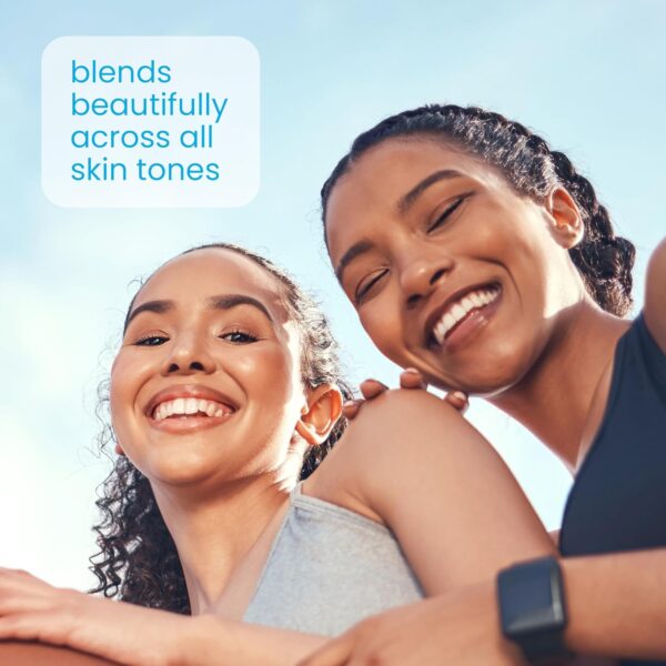 Hawaiian Tropic Weightless Hydration Water Sunscreen Mist for Face SPF 30 | Non-Aerosol Sunscreen Spray Travel Size, Beach Essentials, Summer Essentials, Travel Sunblock Face SPF Spray, 2.1 fl oz