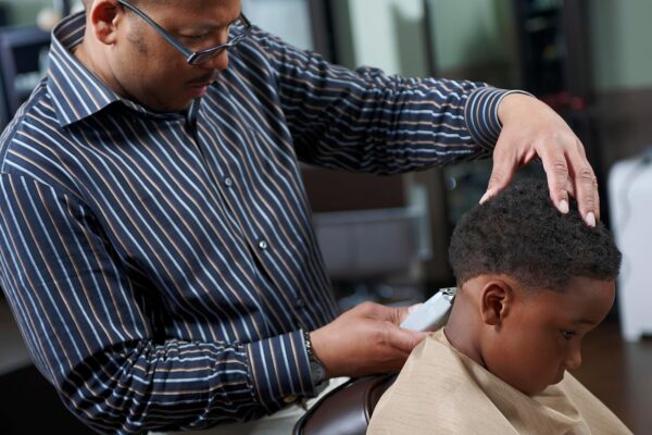 Andis 17270 Finishing Combo T-Outliner Trimmer & Pro Foil Lithium Titanium Foil Shaver - Professional Finishing Hair Clippers and Trimmer Kit for Men